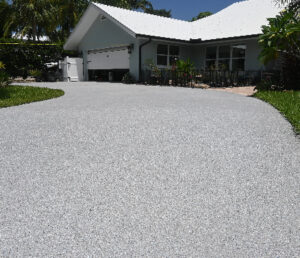 House in Florida concrete driveway
