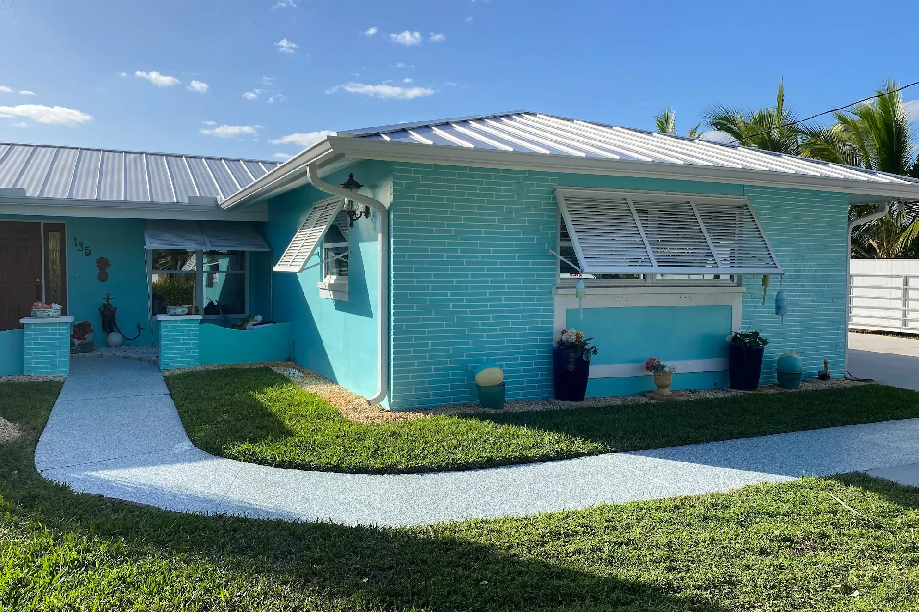 Shield Your Sidewalk from Weathering and Wear with Durable Polyaspartic Coatings